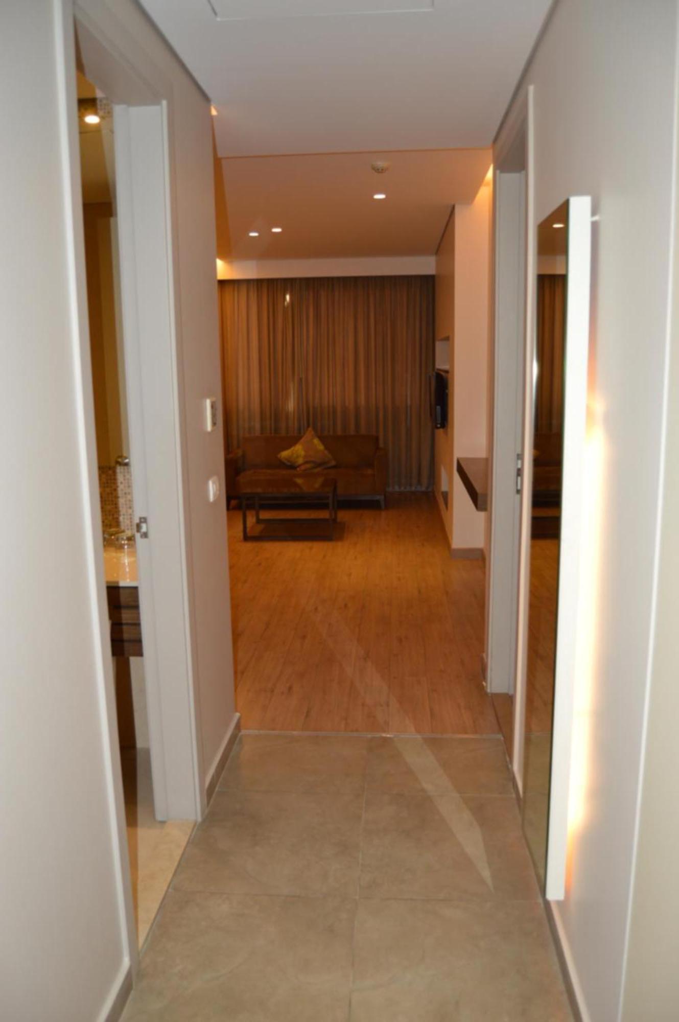 Country Lodge Hotel & Resort Beirut Rum bild