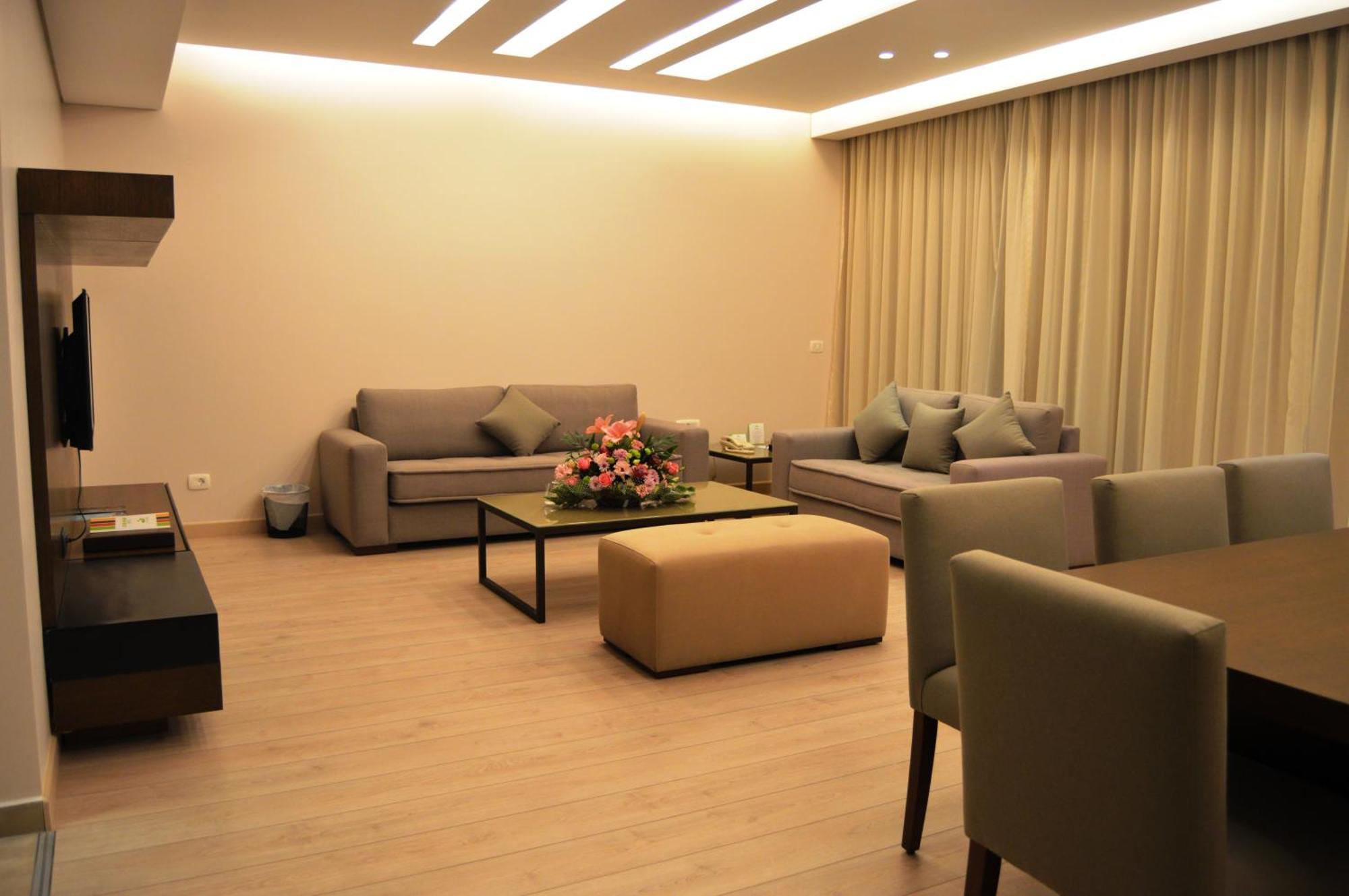 Country Lodge Hotel & Resort Beirut Rum bild